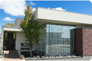 医療法⼈ トム⻭科外観写真